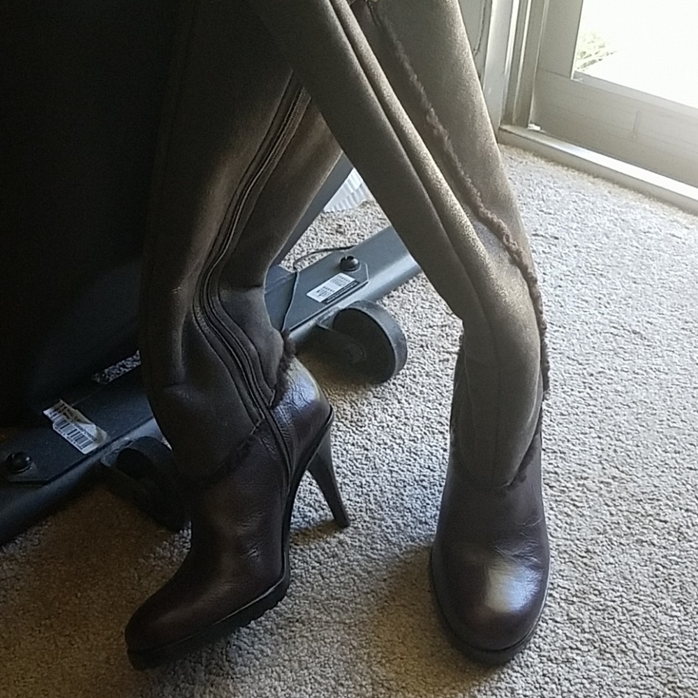 Boots designed in Italy
